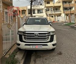 تويوتا لاندكروزر